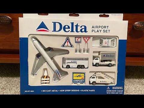 Daron Realtoy Delta Airlines (Slightly Old, Classic) 767 Airport Playset Review