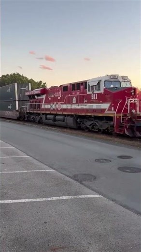 Double Heritage!! CSX 1776 + CSX 911 pulling stacks! #train #railway #railroad #police #fire #csx