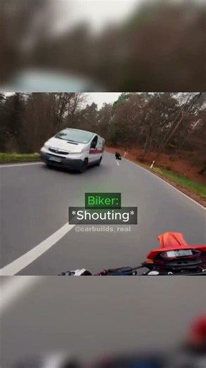 Biker Crashes After Riding Into Leaves😳 (@moped_arvid)