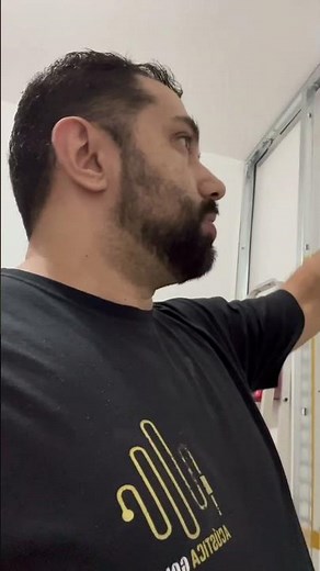 How to soundproof windows and walls