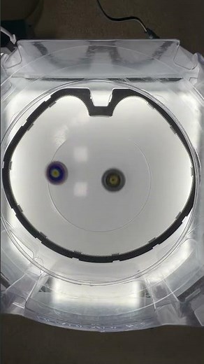 The ULTIMATE Leon Crest Combo in Beyblade X