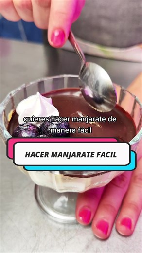 Haz un delicioso manjarate casero de forma fácil y muy divertida. Con nuestra profesora Lorena Oyanguren @loli_ceci Receta para 4 porciones: - 300 g de crema fria - 150 g de manjar - 150 g de chocolate cobertura semi amargo - 50 g de aceite vegetal ¡Y a disfrutar! Síguenos para mas recetas y cursos, somos Academia de Arte y tecnología Hazte Pro. 📹🎞️ @mauro_keygen #foodporn #foodphotography #foodie #foodstagram #tiktok #pastry #torta #cocadas #restaurant #instagood #instagram #instafood #instal