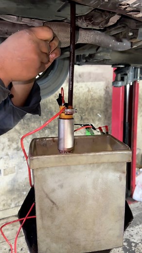 438K views · 4.7K reactions | Toyota Changing Gear Oil With Fuel Pump Secret #GearOil #transmission #repair #oilchange #Toyota | Abdullah auto electrician | Facebook