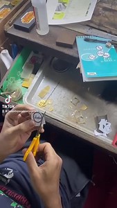 22 reactions | GET READY KESAYANGAN KAMI SEMUA DAN MAAF UNTUK BATCH6 AGAK DELAY SEDIKIT DARI TARIKH YANG KAMI JANJI NAHH LOKET VIRAL BATCH6 DEMI ALLAH HAMPIR 130 PCS AKAN SIAP THIS WEEK , PRODUCTION IN PROGRESS GILA GILA , BATCH7 110PCS NEXT WEEK READY OKEY  | Adriana Gold | Facebook