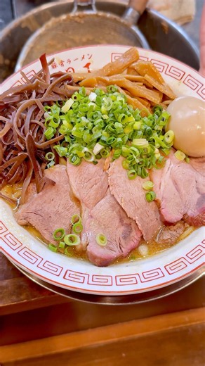 Japanese tonkotsu ramen! Extra-thick noodles with rich pork bone sauce