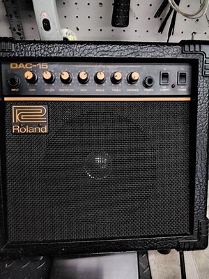 Roland DAC-15 GUITAR AMPLIFIER 15W 20cm Speaker 4-Band Equalizer AC100V 50/60Hz | eBay