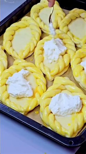 Soft Braided Cream Cheese & Berry Danish | Bakery Style Pastry at Home