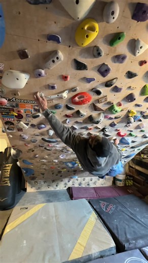 v10.8 on the bois homewall, absolute banger. @kawa club #rockclimbing #bouldering #vibes #strength #fypシ