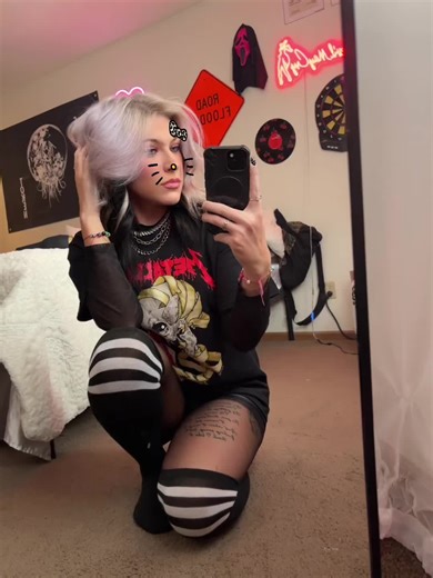 amberkitty ≽^•⩊•^≼ (@amberkittyyy)’s videos with original sound - TecknicolourListens