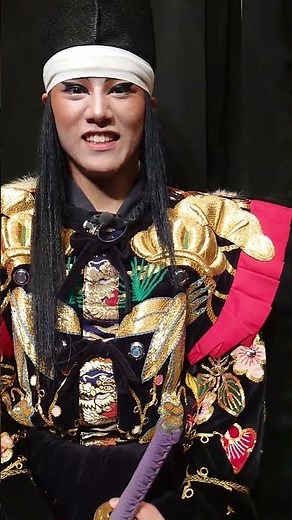 演終了後のふれあい、北広島町からお越しの琴庄神楽団様。演目は、大人気の「土蜘蛛」だった。琴庄神楽団イケメン団員。2人とも良い男だ！また会いたいね！ありがとうございます。