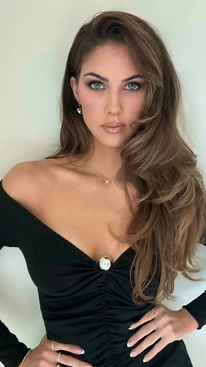 Katherine Webb-McCarron on Instagram: "My fav classic hairstyle 🫶🏼✨"