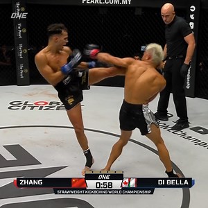 1.4M views · 5K reactions | Jonathan Di Bella DROPS "The Fighting Rooster" in the FINAL MINUTE! 勞 #ONE162 | ONE Championship | Facebook