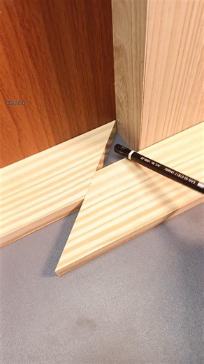 Quick way to measure wood angles #woodworking #woodwork #carpentry #joinery #shorts