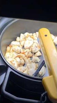 Robot Chefs Are Here! [Posha First Look] #shorts