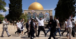 Israel larang azan Isyak di Masjid Al-Aqsa | Harian Metro