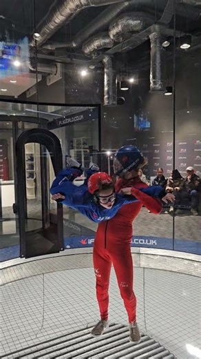 iFly sky diving o2