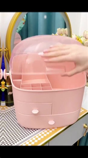 Beautiful box on the desktop #tissuebox #maquillage #storagebox #goodthing #foryou #fyp