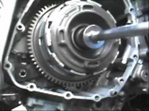 Suzuki GSX-R Clutch Rebuild