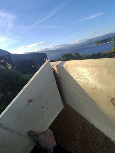 Perfecto #carpenter #builder #carpentry #newbuild #hammer #nail #saw #framing #roofing #fyp #construction