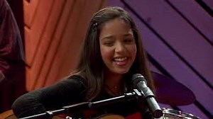 Sydney Reynolds - Find My Own Way (from Sydney To The Max) Chords - ChordU