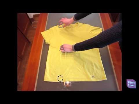 ¿Cómo doblar una camiseta en tres pasos?