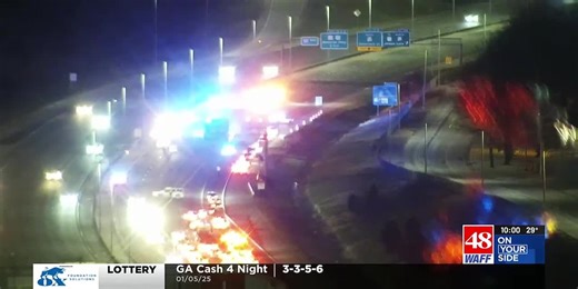 Eastbound lanes of I-565 closed following wreck