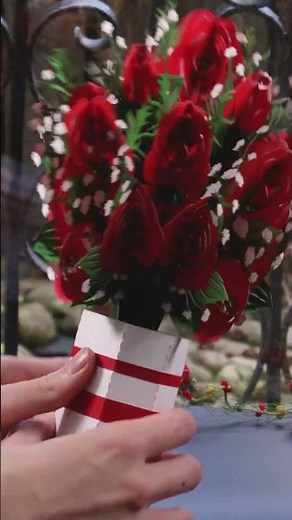 Warte bis sie aufklappt… 🌹 3D Pop-Up Rosenstrauß mit Vase | LINPopUp