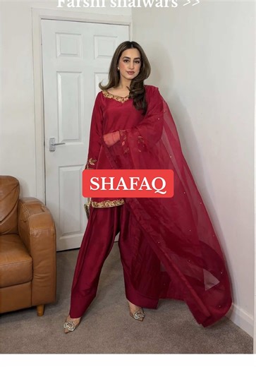 Dholki Suit Style: Ruby vs. Midnight