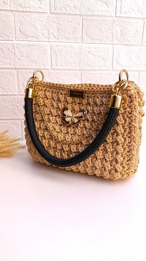 51K views · 266 reactions | Ponto a Ponto #crochettutorial #clutch #bolsa #Bags #bolsadecroche #crochet #handamde #modafeminina #bolsas #moda | Gleizi Crochê | Facebook
