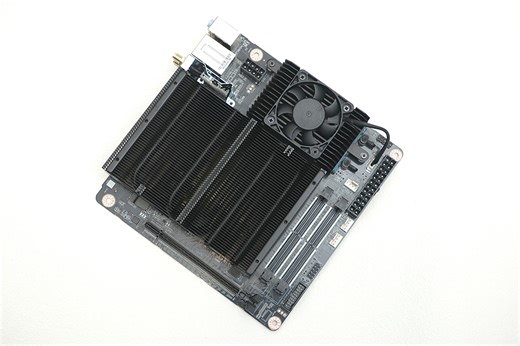 単体CPUの立つ瀬がない？10万円切りでRyzen 9 7945HX3D搭載マザー「MINISFORUM BD790i X3D」