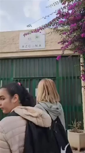 IES AZCONA on Instagram: "Hoy conmemoramos el Día de la Discapacidad con una jornada intercentros, en la que nuestro instituto ha participado junto al CEIP Ave María del Diezmo, compartiendo valores de inclusión, respeto y convivencia. 💙"