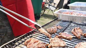 For this years seafood category submission at Memphis In May, Ubon's Barbeque of Yazoo & The BBQ Ninja created grilled alligator rolls over Royal Oak lump taking their creativity to new levels. We love the versatility Royal Oak lump offers. | Royal Oak Charcoal