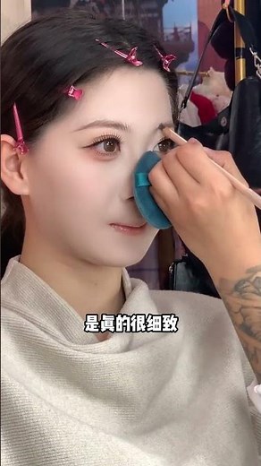 Beijing Mingzhi's Dazzling Blue Elegance - A Noble Lady's Touch