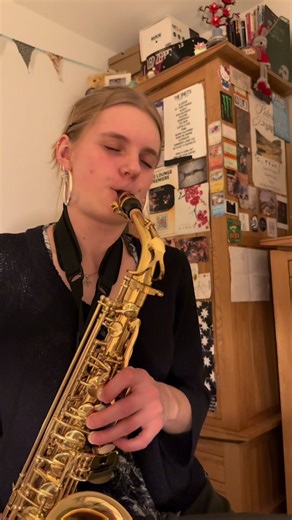 My Moon My Man: Feist Collaboration with Saxophone