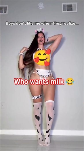 who's want more milk 🥛 cow cosplay 🥰. #cosplay #tiktokchallenge #cowcosplay #milkshake