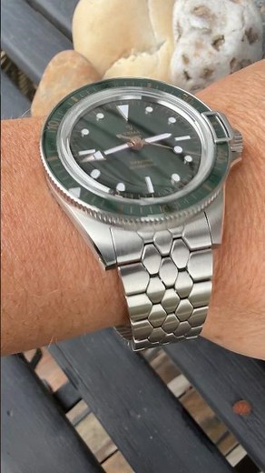 This Watch Has a Secret Feature! 🤿 ❤️ #watchdavid #yema #divewatch