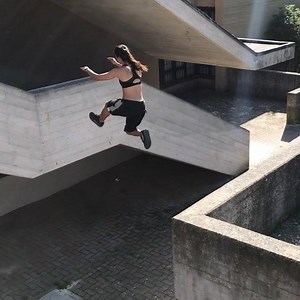 Hazal Nehir around #Rome repping our new shorts EF-S2, available from November 1st! 💪🏽 #etrefort #parkour #freerunning | ETRE-FORT