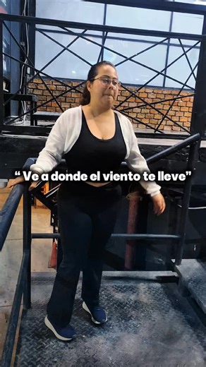 Plot twist: el viento me llevó directo al infierno del cardio 🔥 aquí casual haciendo que mi energía vibre😂 #IndoorCyclingVibes #thebikebox | The bike box