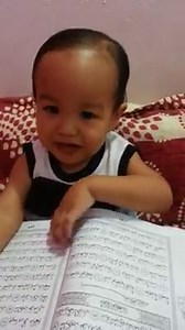 umur baru 2 tahun dah pandai baca dan hafal ayat Al Quran. | New Malaysian Post