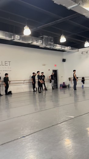 Company Class - Male Jumps Maestro Vladimir Issaev Live music by Pianist accompanist Aly Tejas @maestrovladimir @alytejaspiano #artsballet #adagio #abtfdancers #center #internationaldancers #classicalballet #vaganova #technique #balletcompany #professionalballet #ABTFL, #MiamiDance, #BalletLife, @miami.dancehub @artburstmiami_ @miamidadearts @browardarts @cultureowl @miamiartzine @artsbizmiami @fundingartsnetwork @fundingartsbroward @starsof.ballet @dancers_project | Arts Ballet Theatre of Flori