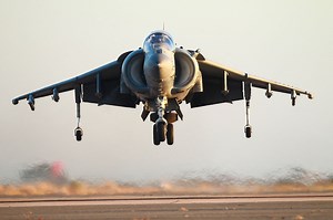 Here’s why the Harrier Jump Jet needs anhedral wings to hover