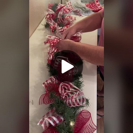 Want to make your own #christmasgarland ? #christmasgarlandtutorial #christmas #christmasdecor #christmasdecorating #christmaswreath