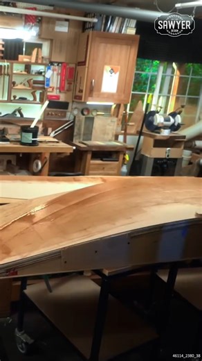 Making a Curved Cabinet Base #CurvedCabinet #Woodworking #Cabinet | Sawyer Design