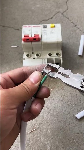 Main Line to Branch Line Connection: Tipsfor Electricians