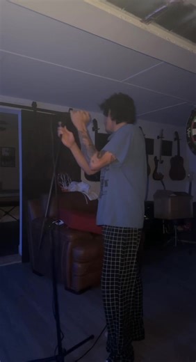 Exploring One Direction Members: Zayn Malik, Harry Styles, Niall Horan, Louis Tomlinson, and Liam Payne