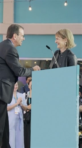 The Bloomberg Philanthropies Local Leaders Climate Awards honored 12 cities and regions that have effectively addressed climate change in impactful ways. 🏆 Cities, states, and regions around the world are showing what it takes to create impactful change. Congratulations to this year's winners on their bold, scalable solutions helping to reduce pollution, improve public health, and create more livable places. | Bloomberg Philanthropies