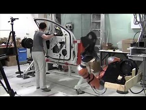 Robotiq 3-Finger Adaptive Robot Gripper provides hand-like capability to robots