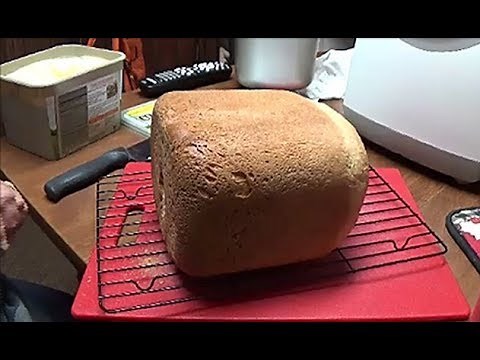 Making my First Loaf of Bread with my New Hamilton Beach Breadmaker