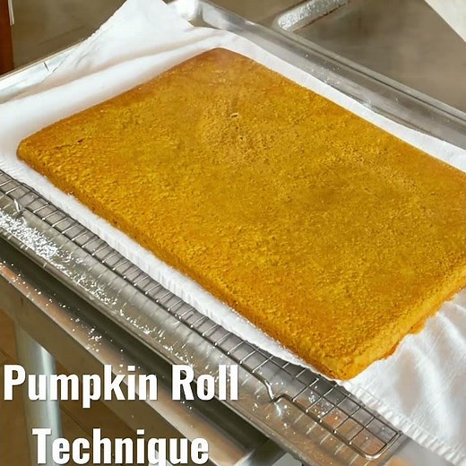 How to roll that Pumpkin Roll!!! #pumpkinroll #baking #sidehustle #pumpkinspice