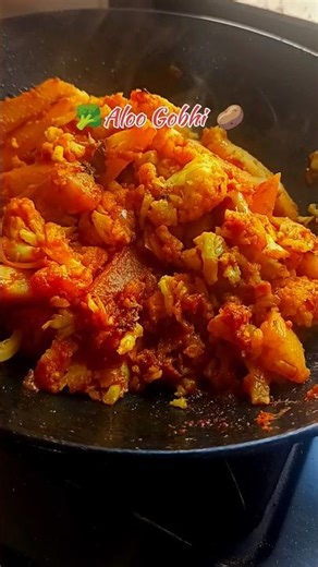 Aloo Gobi Recipe | Quick & Easy Indian Veg Recipe #viral #shorts #ytshorts #youtubeshorts